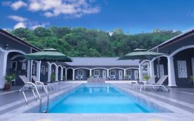 Cenang Rooms With Pool By Virgo Star Resort